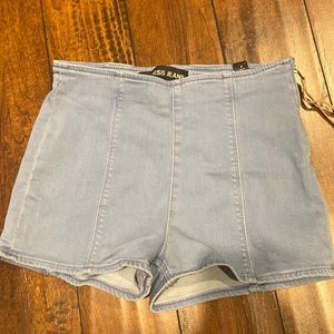 Express size 2 side zipper.